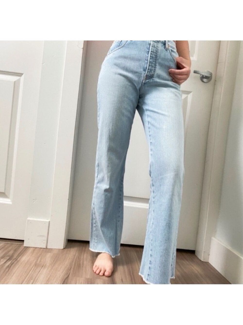 MAJE high waist light blue ankle jeans - size 40 (approx 28 equivalent)